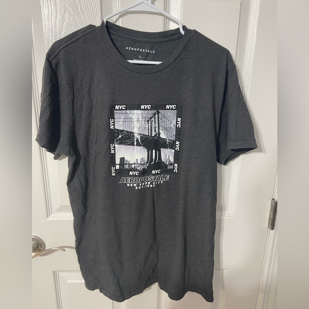 Aeropostale Men's Charcoal NYC Graphic Tee